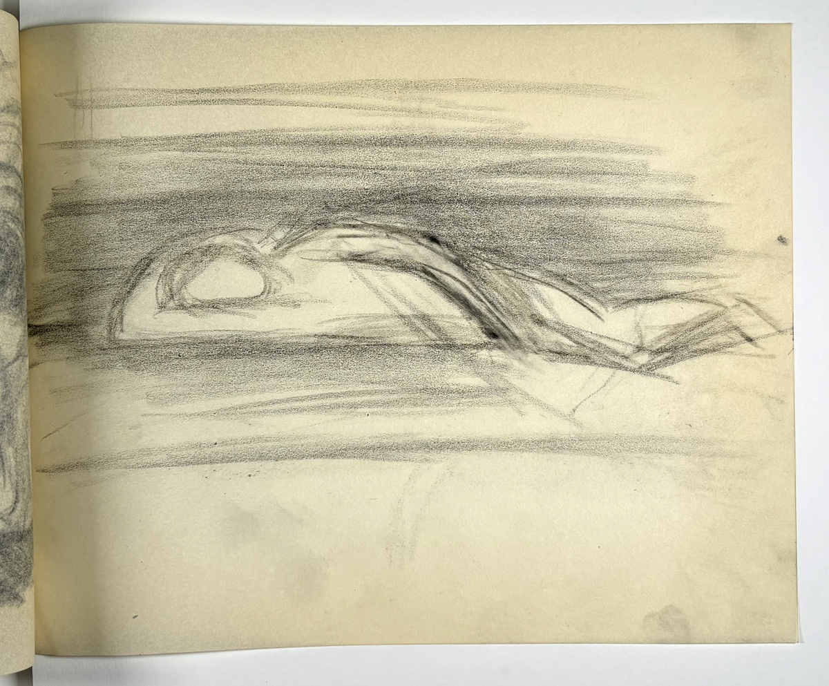 Skissebok, brun med svart rygg, liggende format, står Hans Gjesme frampå, ein del datert 1928, mykje mannsakt, mange frå Draumkvedet, katten, hest med stå, interiør.