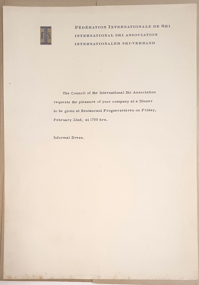 6 brev til Carl-Otto Jacobsen, invitasjon til åpning av Olympialeirer, invitasjon til middag, takk for innsats i organisasjonskomiteen og to brev på tysk med takk for samarbeidet.