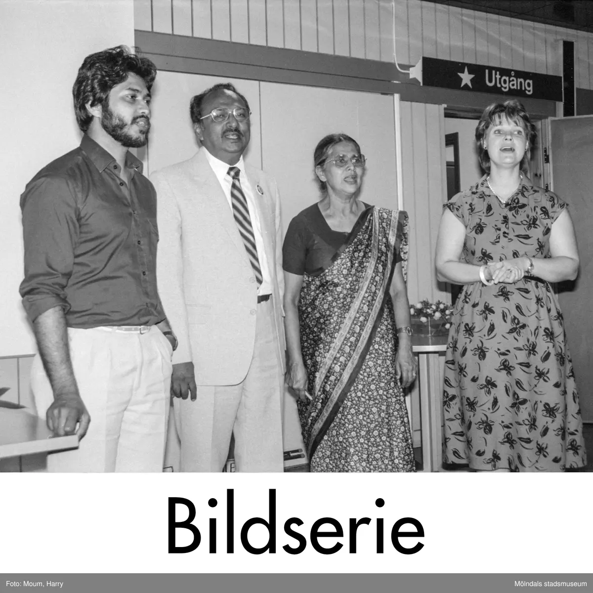 Serie om sju fotografier tagna av Harry Moum, HUM, för publicering till artikel i Mölndals-Posten, vecka 25, år 1985.

Här följer artikeln i sin helhet:
"Indiskt besök i Kållered

David och Edna Dutt från Calcutta i Indien har varit på besök i Kållered.
Namnen säger nog inte våra läsare så mycket. David Dutt leder emellertid India Evangelistic Crusade som är moderorganisationen för CHILD.
CHILD's svenska sekreterare Birgitta Svensson i Kållered, Kållereds luciageneral "Smeden"-Svensson och framförallt Kållereds luciatrupper har under åren samlat in medel för byggandet och drift av en skola i Sivatar i Himalayabergen.
David Dutt gav vid en träff i Ekenskolan en fängslande berättelse från dagens Indien med all dess nöd och elände men också om ljus i mörkret.
David's far som var evangelist startade 1950 India Evangelistic Crusade. David Dutt och hans medhjälpare har sedan utvecklat organisationen till socialt arbete bland Indiens fattiga massor. Moder Teresa har varit stor inspiration för arbetet bland de utblottade och utstötta. Vi som kristna måste visa att vi lever som vi lär. Därför är den sociala biten viktig för oss, sade David, och därför hjälper vi också människor i nöd som tillhör andra religioner.
Varje år föds 16 miljoner barn i Indien. 80% av familjerna är fattiga eller närmst utfattiga. Vi är en liten organisation, fortsatte han, och koncentrerar oss därför på avlägsna platser där de stora nationella och internationella organisationerna inte når fram.
Child som är en förkortning för Childrens Help In India For Livelyhood And Development, CHILD har 8 barnhem med (?) barn, 5 skolor och bespisningsprogram i flera områden ofta i närheten av organisationens (?) kyrkor. Barnen hjälps fram till examen men på senare tid också till viss yrkesinriktad utbildning för att få arbete. På senare tid har man börjat ta sig an gamla människor som ofta är utstötta av sina familjer på grund av sjukdom. Dutt och hans organisation hjälper med medicin och mat.
Lars-Erik Malmfeldt från Kållereds Lions, som från och med i år har övertagit arrangemangen kring Kållereds Lucia överlämnade en penninggåva till CHILD. Dessutom överlämnades foton av Kållereds Luciatrupper samt från Kållereds Hembygdsgille ett exemplar av den speciella och funktionella Kållereds-ljusstaken. Givetvis gick också kvällens intäkt från lottförsäljning och den frivilliga kaffepengen till Indien och Sivatar. Tidigare Kållereds-lucior med tärnor hade stått för baksten.
Birgitta Svensson säger till MP att CHILD för närvarande i Sverige har 450 faddrar till barn i Indien. 5 personer sköter hela administrationen på frivillig basis. Organisationen har för närvarande stopp för nya faddrar utom ersättare för dem som av olika orsaker faller från.
Vår filosofi, säger hon är att vi inte vill bli för stora. Anställer vi medarbetare går mycket av pengarna förlorade i löner och en större administrativ apparat. Sponsorer och penninggåvor är vi tacksamma för, fortsätter Birgitta.
Det finns ett oändligt behov av hjälp. Dessutom är kontinuitet i hjälpen oerhört viktig. Att skjuta på överföringarna någon månad betyder katastrof för dem som är beroende av svenska CHILD's insatser, slutar hon."