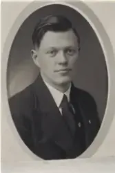 Portrett av Simon Øvretveit som ung mann.