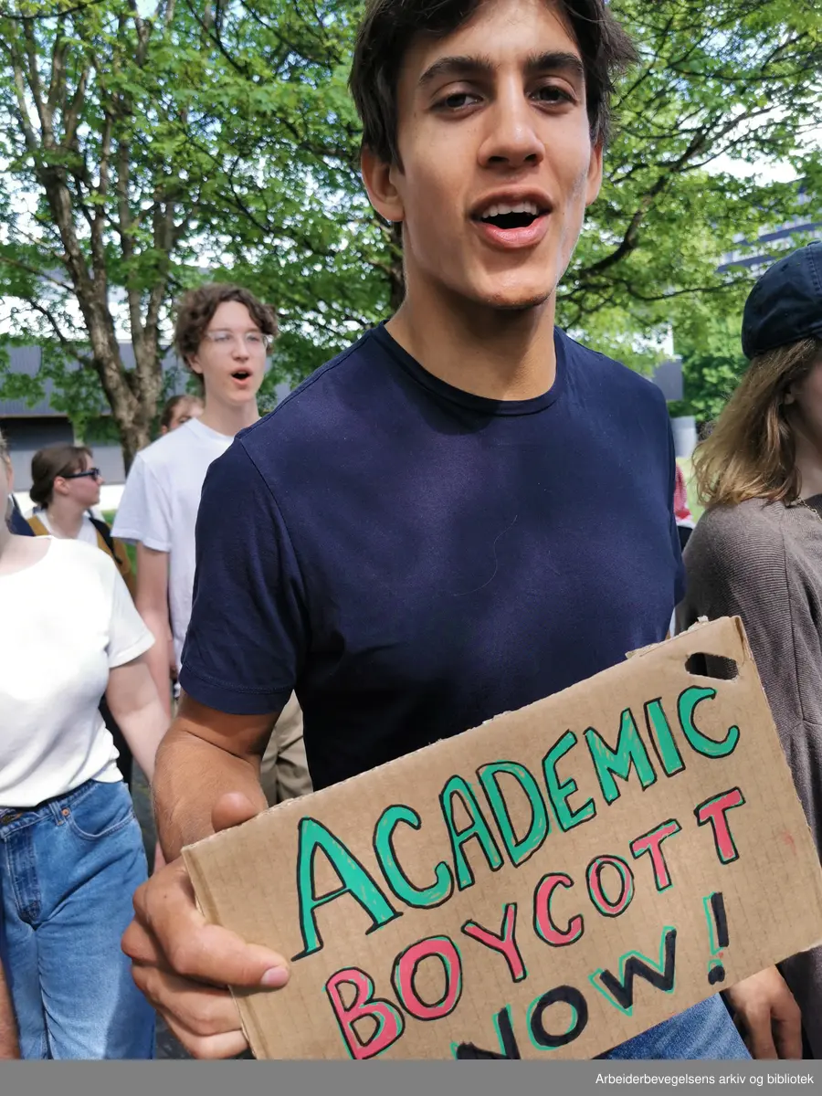 Juni 2024, Universitetet I Oslo. Studenter ønsker akademisk boikott av Israel til støtte for Palestina.