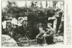 En 8,4 cm kanon m/18811894 i täckt pjäsgrop under befästningsövningar i Västergötland, 1915.