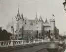 Slott eller borg vid bro med järnvägsspår, Antwerpen, OS 1920.