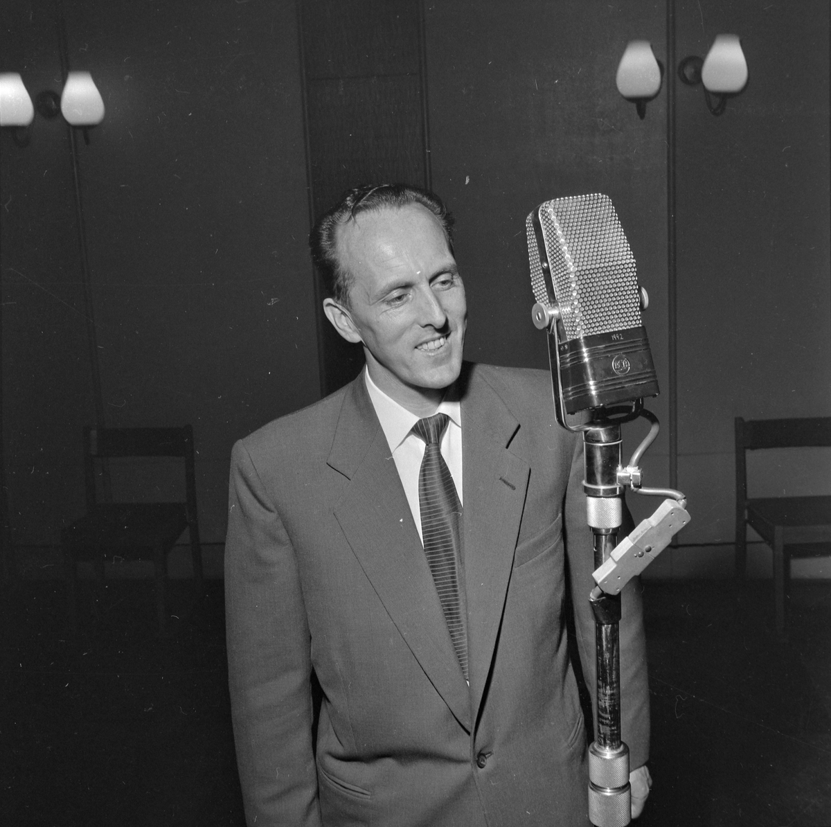 Fredrik Friis i kringkastingen