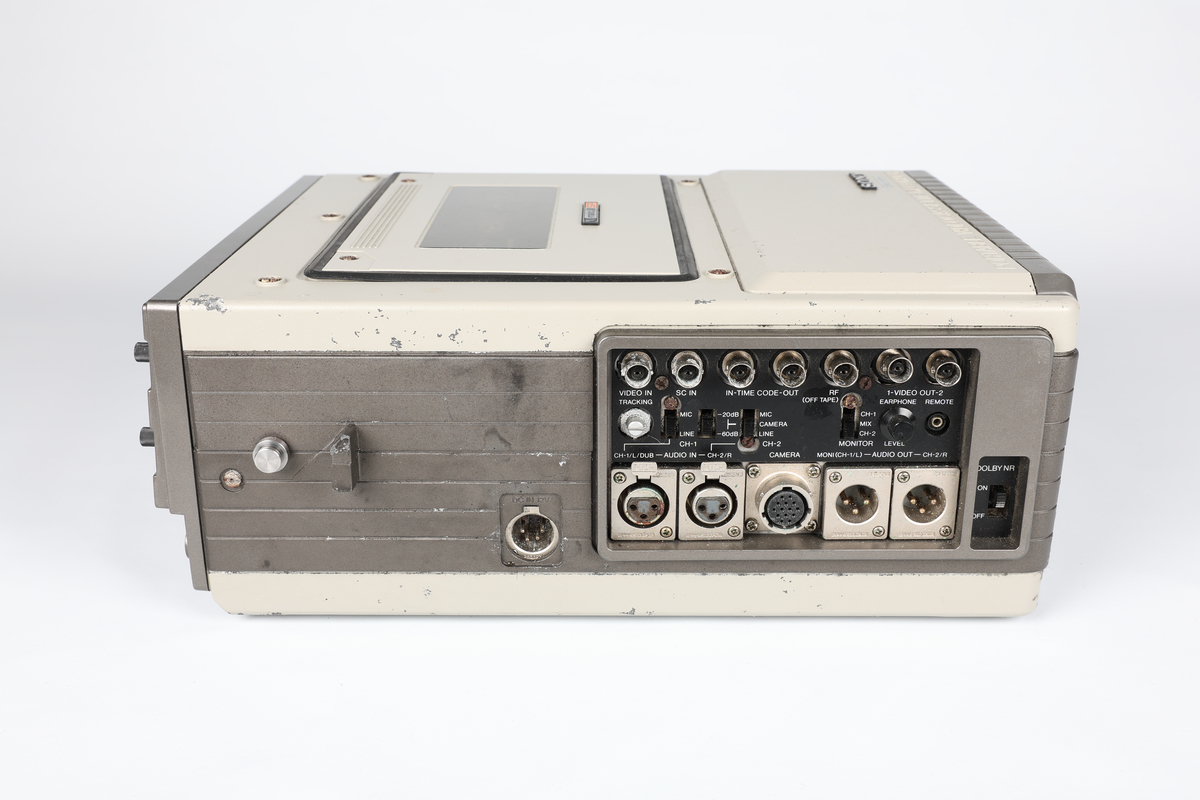 Sony V-matic BVU-150P Videocassette recorder