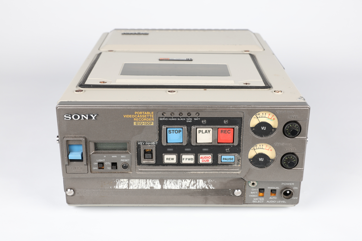 Sony V-matic BVU-150P Videocassette recorder