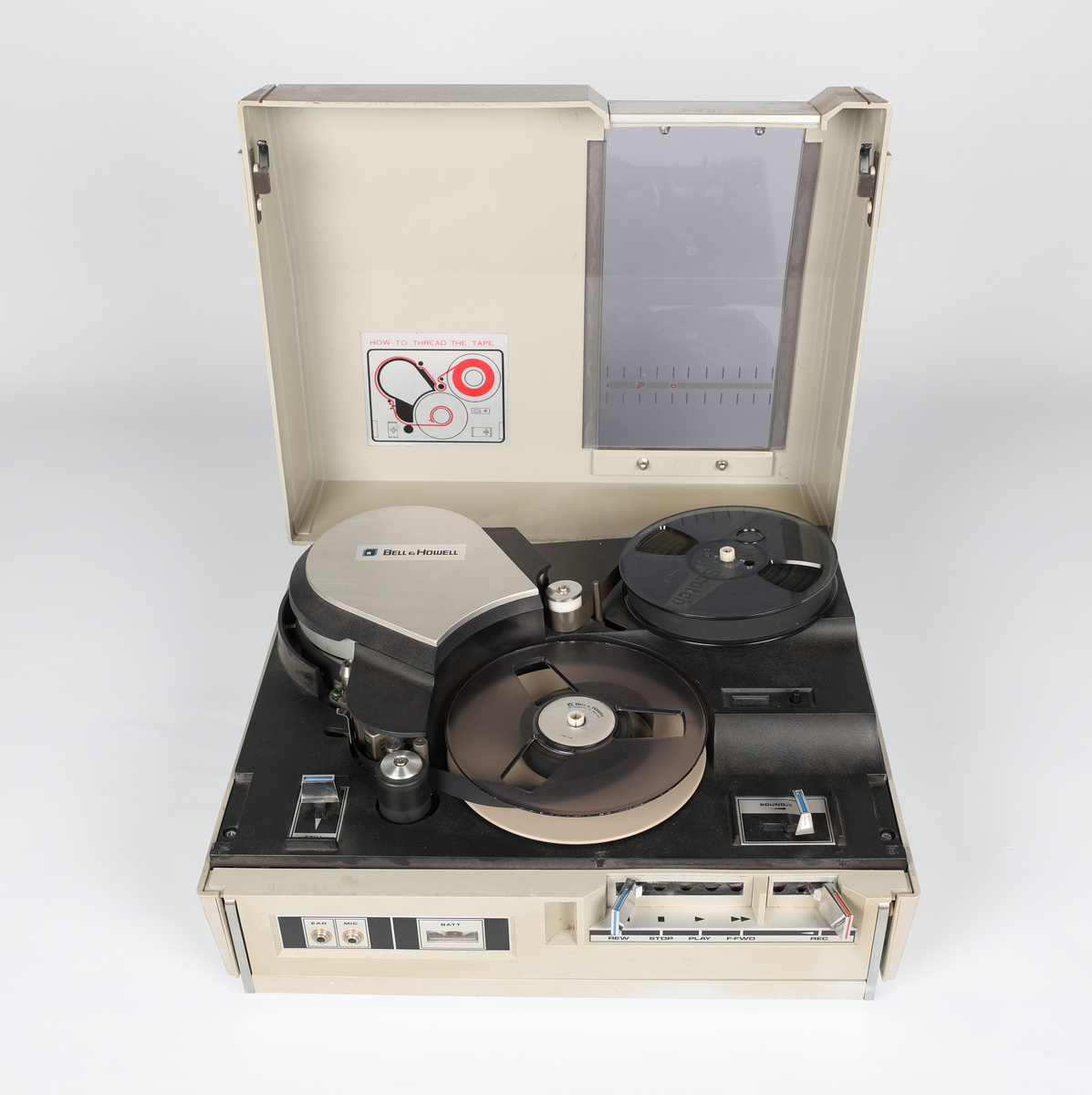 Bell & Howell PV-4500 Portable Tape Recorder