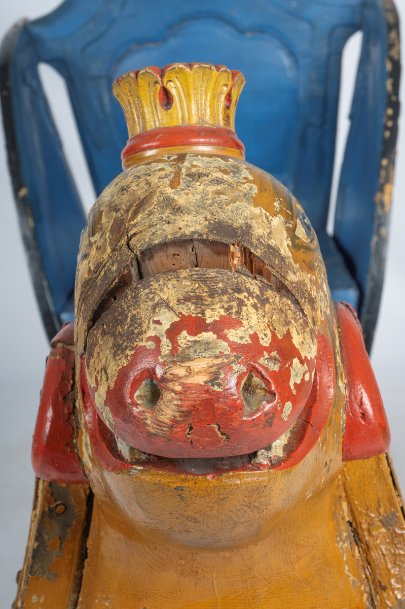 Spisslede med sledeskrin.Slede, spisslede m. skrin.