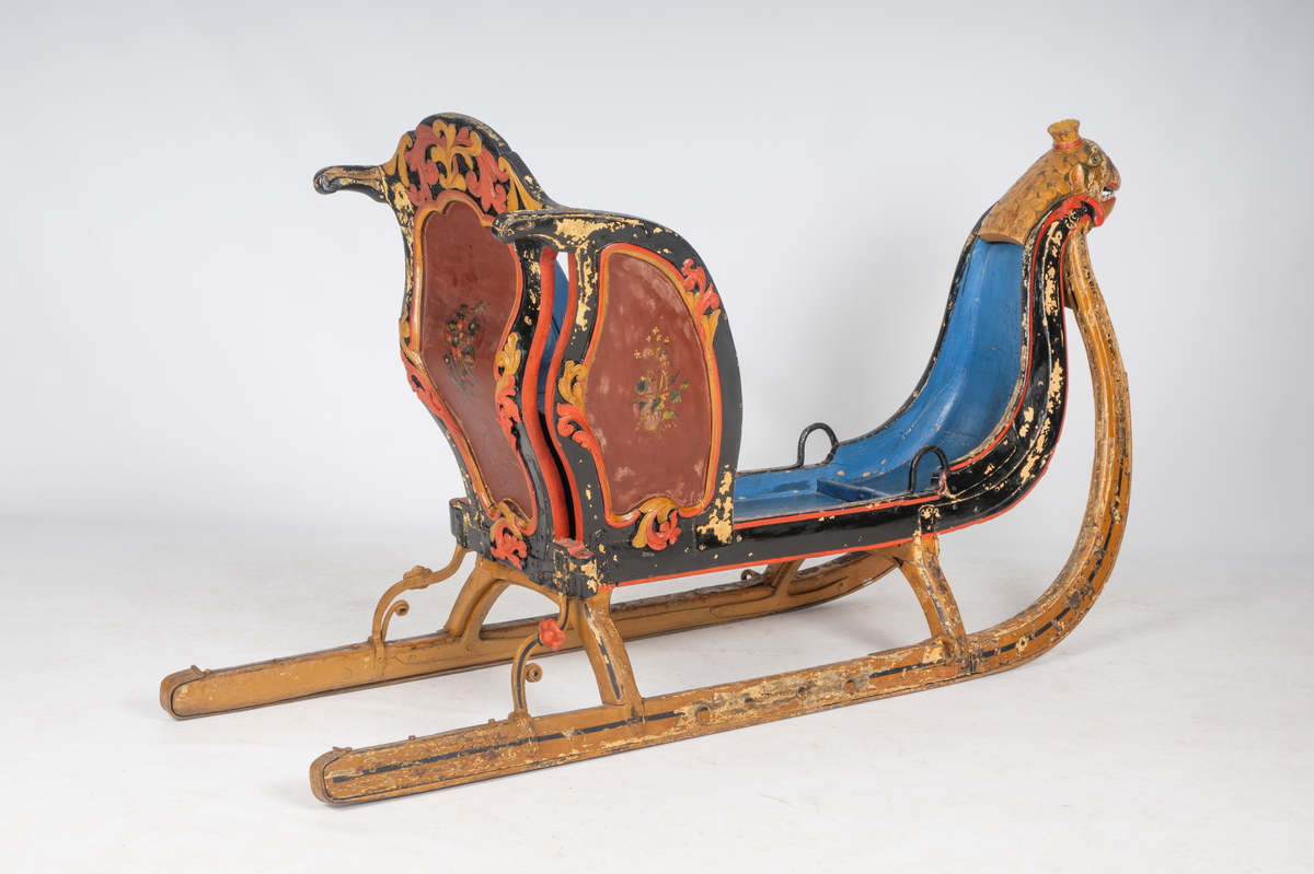 Spisslede med sledeskrin.Slede, spisslede m. skrin.