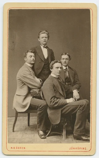 Porträtt på en grupp män. General Lars Tingsten, Jönköping. Carl Österlund. Pros