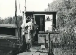 Bilden visar en man med smeknamnet "Småland" som bodde på si