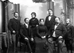 Barberare Andersson med familj, ca. 1900. Ateljéfoto.