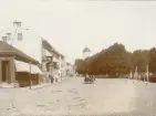 Norra Hamngatan, Uddevalla. 
Stämplad i högra hörnet: Maria Lundbäck Uddevalla. 1909.