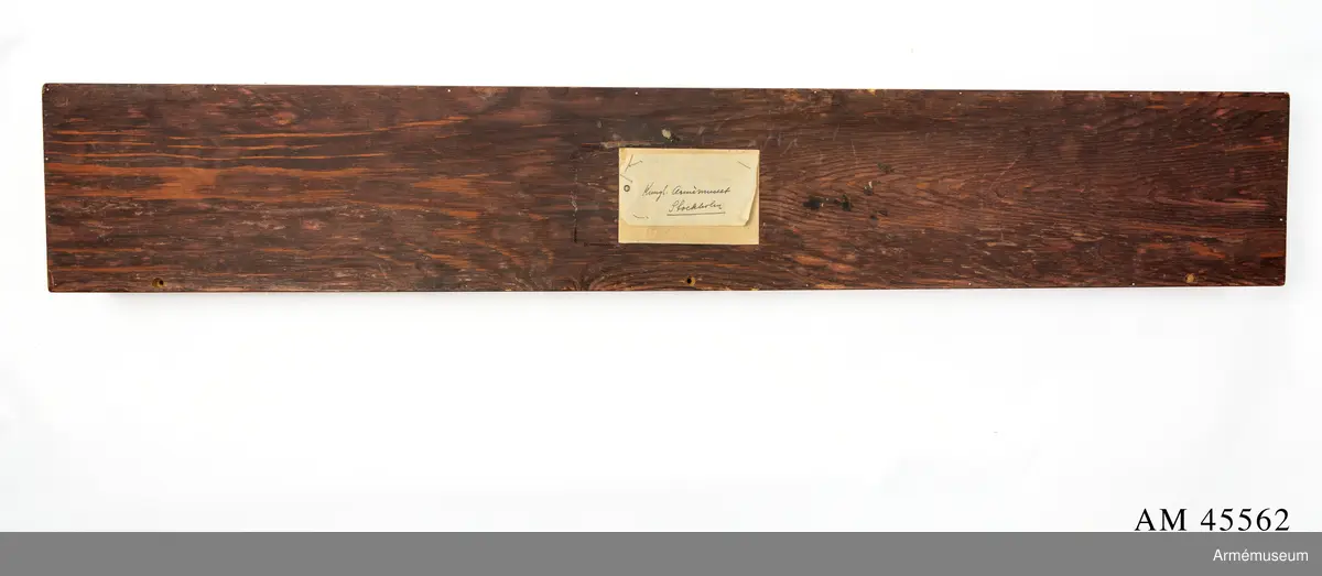 Grupp E IV.

Tillverkat i Sverige 1916 för norskt kapital. "Modellen var forarbeidet for norsk arméamunisjon, men er senare omarbeidet til engelsk ditto."

Finns inga andra exemplar kvar i Norge då de vapen som tidigare fanns blev förstörda i och med bombningarna av Voss 9 april 1940.