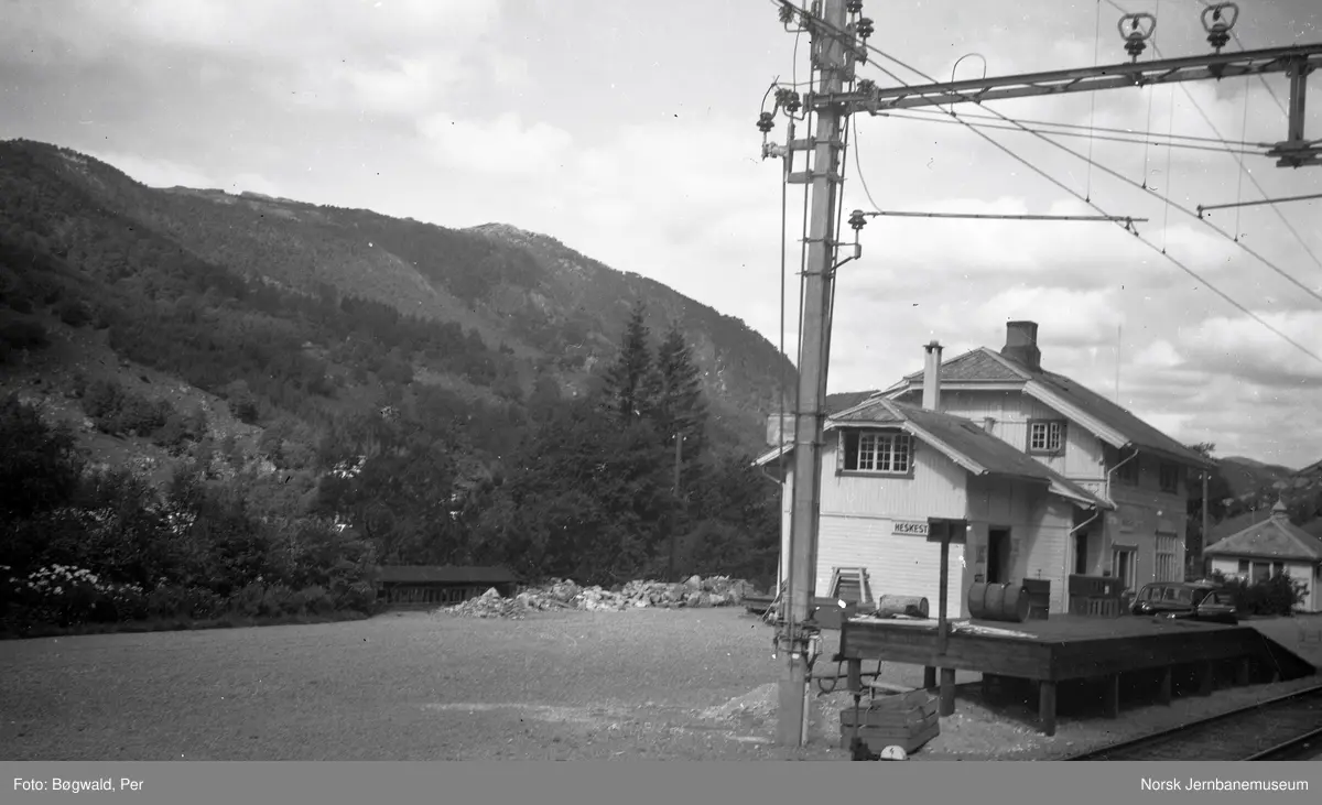 Heskestad stasjonsbygning