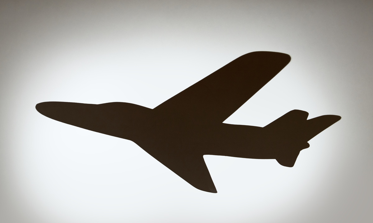 Attackflygplan A 32A
Saab 32 Lansen

Märkning: Runt nosen en gul ring; på bakkroppen kronmärke och flottiljnummer 17; på fenan ett gult B och Blekinges landskapsvapen.