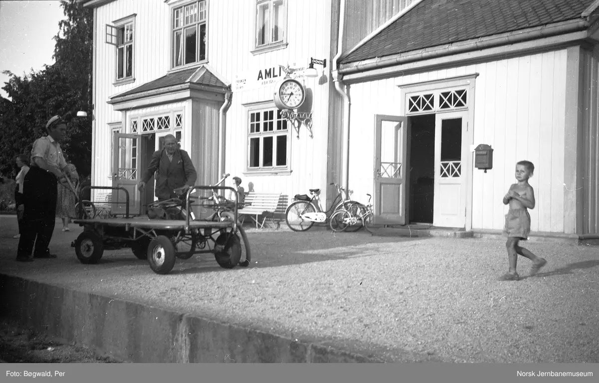 Åmli stasjon på Treungenbanen