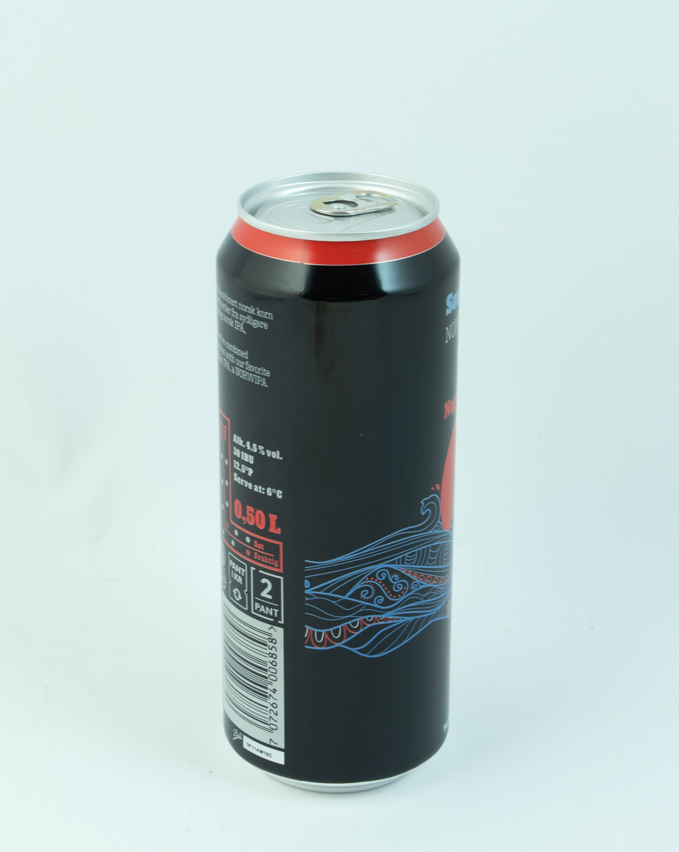 Svart aluminiumsboks med røde og blå detaljer og hvit skrift
