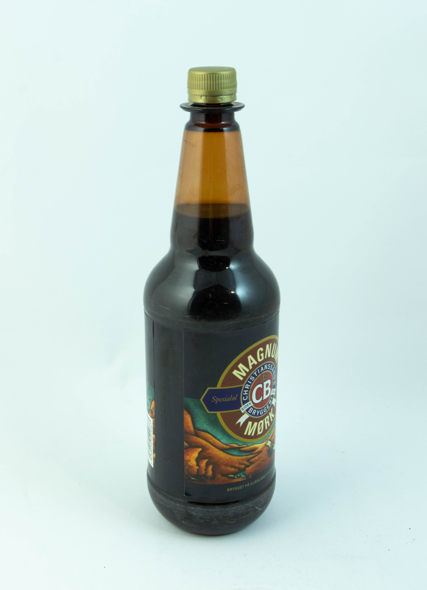 Brun plastflaske med flerfarget etikett