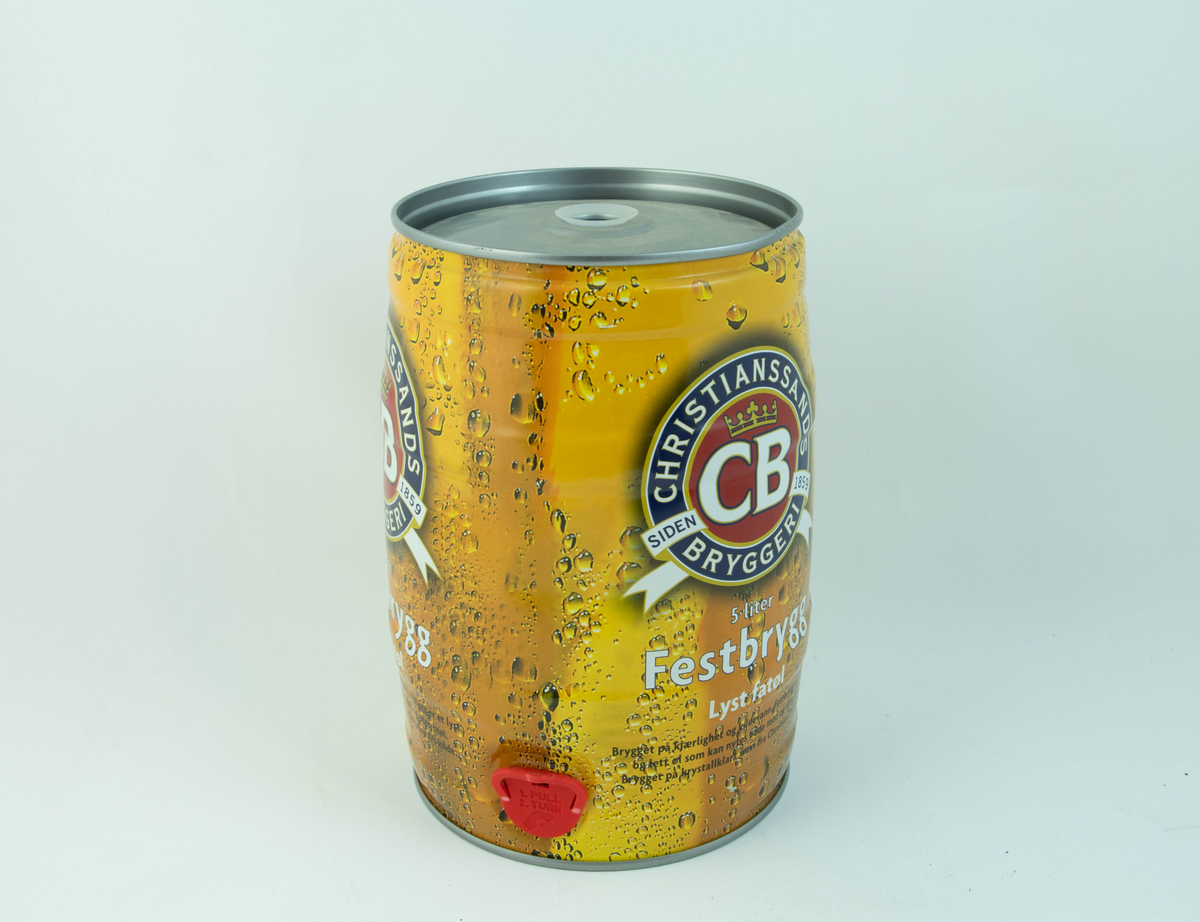 Gult aluminiumsfat med flerfarget logo og detaljer