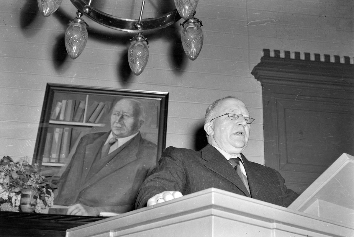 Rektor Søren Hattrem