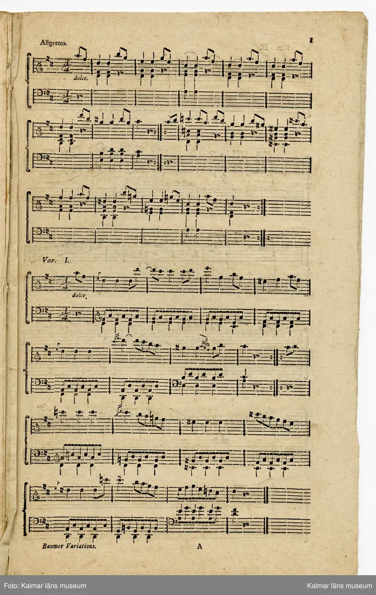 KLM 28690:129. Nothäfte. Tryck. Hemgjort häfte av brun-och rosa marmorerat papper med gul handskriven etikett. Påskrift etikett: Overture de l´Opera Idomeneo composée par Mozart. Ryggen lagad senare. Innehåller notblad med texten: " Ouverture de l´Opera Idomeneo arrangé pour le Fortepiano avec Flute et Violon ad libitum. Composée par Mozart"  samt  "Allegretto pour le Fortepiano avec VIII Variations ailées avec l´accompagnement de flute et Violon ad libitum. Composées par Fréderic Baumer. Häftet märkt på omslagets insida: Louis de Baerenfels" på inlagans titelsida "L. v. Baerenfels". 

Beskrivning av olika stycken i samlingen av noter enligt RISM: 

Mozart Wolfgang Amadeus Overture de l´opera Indomeneo arrangée pour le fortepiano avec flute et violon ad libitum. Composée par Mozart. (KV 366) Berlin, ...Rellstab, s.d. 3 fasc.: pf, vl, fl,. Typendruck. S Kalmar Kalmar läns museum (KLM 28690:129)

Baumer Friedrich Allegretto (D) pour le fortepiano avec VIII variations aisées avec l´accompagnement de flute et violon ad libitum. Composées par Fréderic Baumer. Berlin, Jean Charles Fréderic Rellstab, s.d. 3 fasc.: vl, vl, fl. S Kalmar Kalmar läns museum (KLM28690:126)

Ytterligare stycken ingår i samlingen men har inte registrerats i RISM.