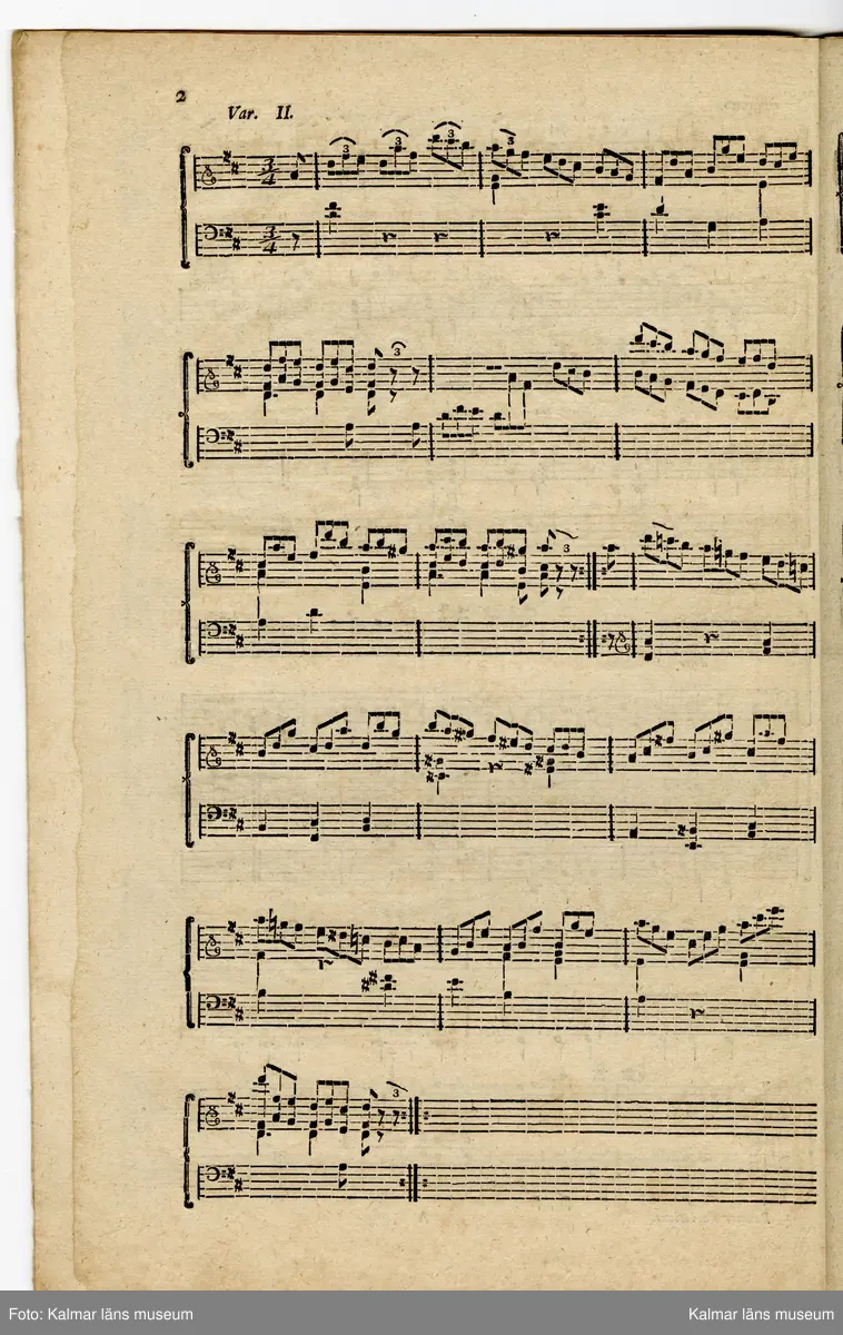 KLM 28690:129. Nothäfte. Tryck. Hemgjort häfte av brun-och rosa marmorerat papper med gul handskriven etikett. Påskrift etikett: Overture de l´Opera Idomeneo composée par Mozart. Ryggen lagad senare. Innehåller notblad med texten: " Ouverture de l´Opera Idomeneo arrangé pour le Fortepiano avec Flute et Violon ad libitum. Composée par Mozart"  samt  "Allegretto pour le Fortepiano avec VIII Variations ailées avec l´accompagnement de flute et Violon ad libitum. Composées par Fréderic Baumer. Häftet märkt på omslagets insida: Louis de Baerenfels" på inlagans titelsida "L. v. Baerenfels". 

Beskrivning av olika stycken i samlingen av noter enligt RISM: 

Mozart Wolfgang Amadeus Overture de l´opera Indomeneo arrangée pour le fortepiano avec flute et violon ad libitum. Composée par Mozart. (KV 366) Berlin, ...Rellstab, s.d. 3 fasc.: pf, vl, fl,. Typendruck. S Kalmar Kalmar läns museum (KLM 28690:129)

Baumer Friedrich Allegretto (D) pour le fortepiano avec VIII variations aisées avec l´accompagnement de flute et violon ad libitum. Composées par Fréderic Baumer. Berlin, Jean Charles Fréderic Rellstab, s.d. 3 fasc.: vl, vl, fl. S Kalmar Kalmar läns museum (KLM28690:126)

Ytterligare stycken ingår i samlingen men har inte registrerats i RISM.