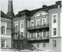 Västerås, Centrum, kv. Igor.
Detalj av Domkyrkoesplanaden 13, från Vasagatan. 1968.