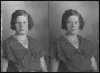 Porträtt. Lisa Fröjd. Ur Gustaf Åhmans samling.