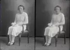 Porträtt. Anna-Lisa Andersson, Hällsta, Berg, Kolbäck.
Ur Gustaf Åhmans samling.