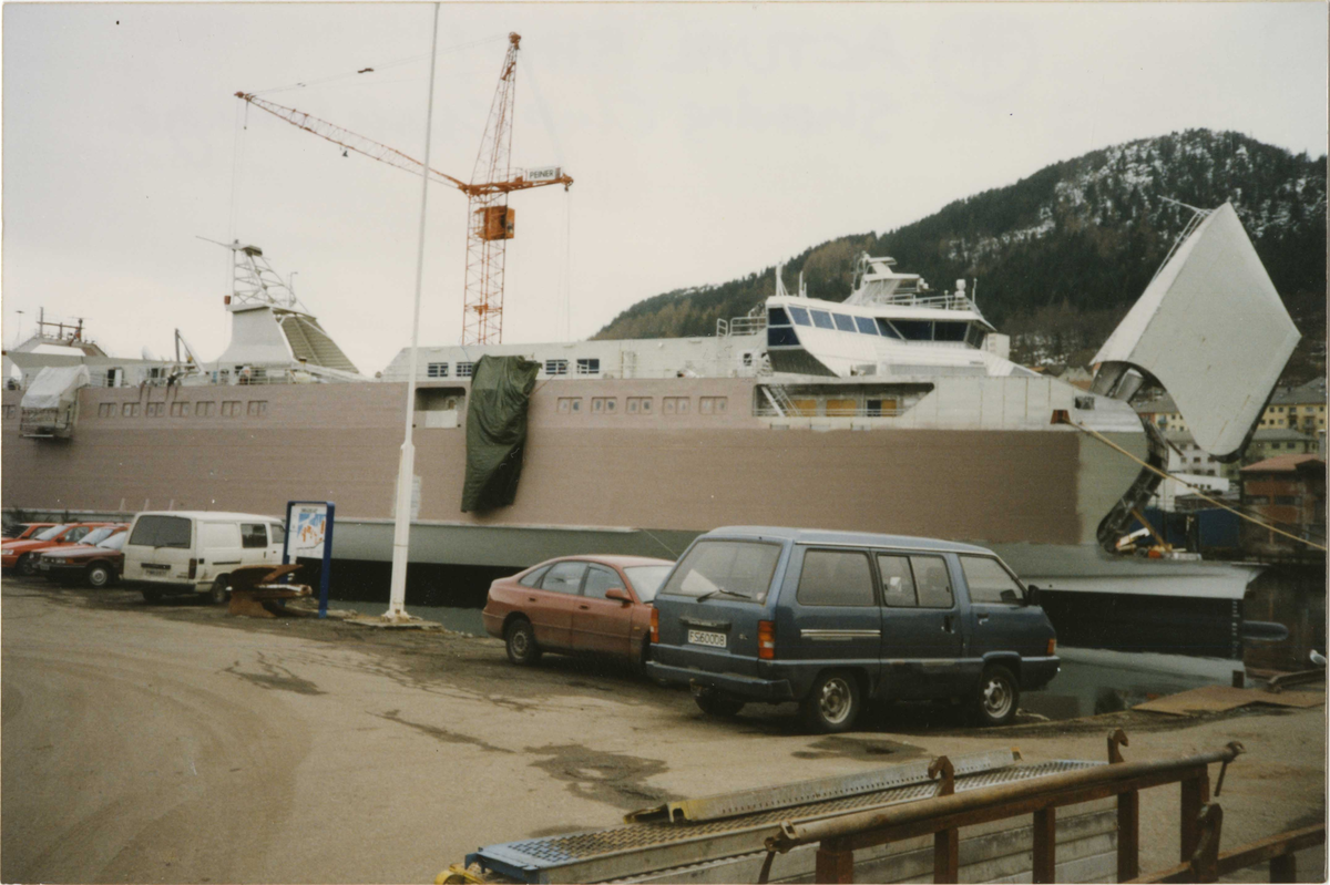 M/S KATTEGAT (bygget i 1995) ligger til kai.