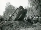 Som korpral på 2.kompaniet, Ing 1, sommaren 1936. Försök med stridsvagnshinder på Järvafältet. Stridsvagn m/1921 fastnar på hinder.