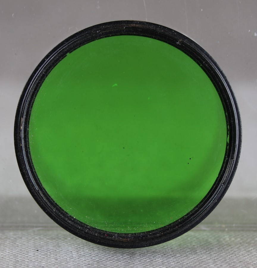 Grønt fargefilter i eske.