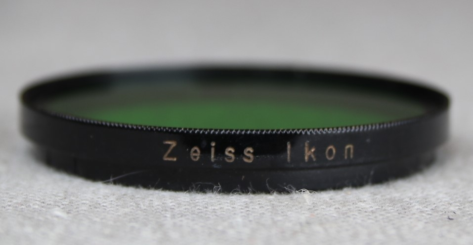 Grønt fargefilter i eske.