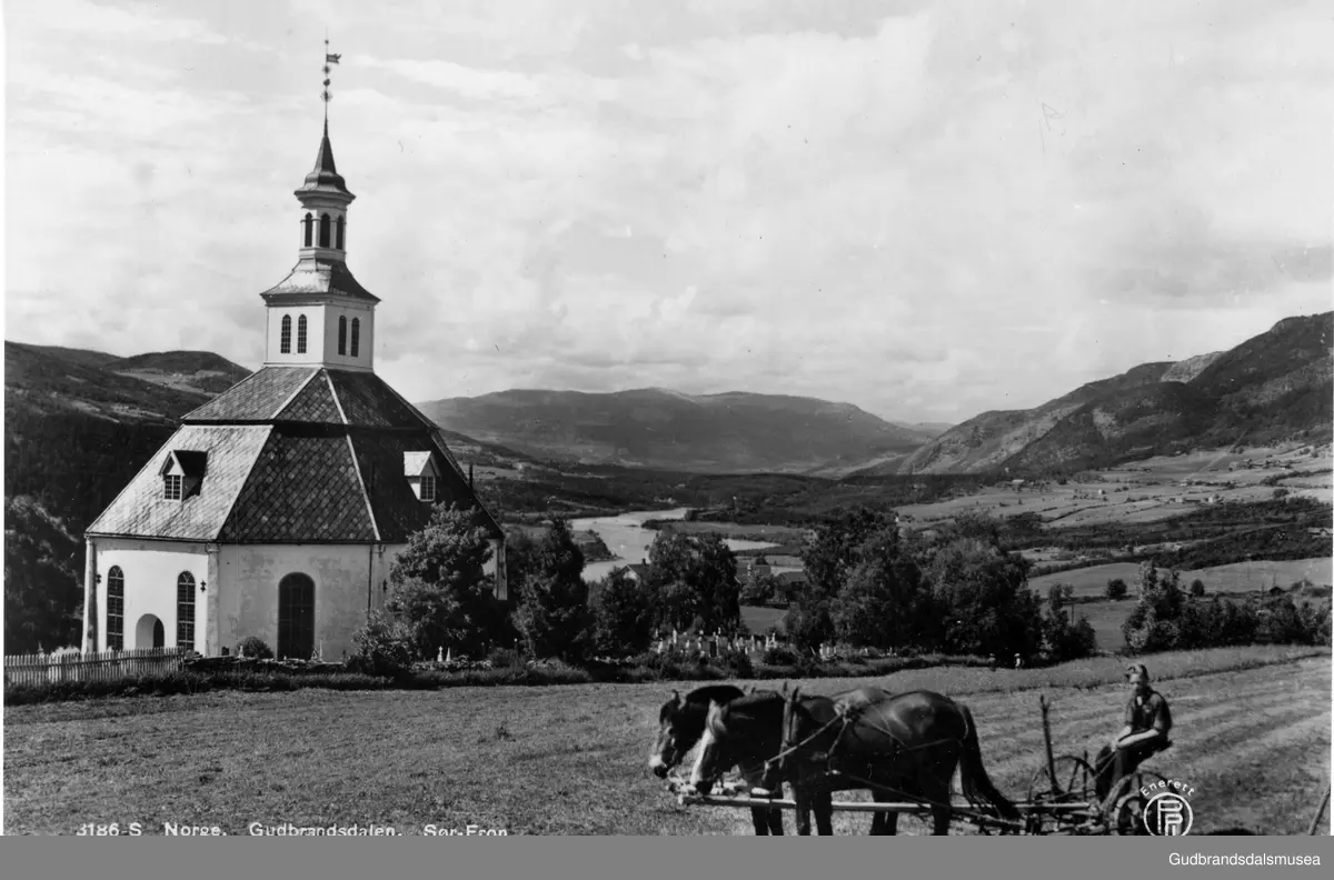 Sør-Fron Kirke, Hundorp