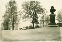 Parti av Gustafsberg.

Stämplad i vänstra hörnet: Maria Lund