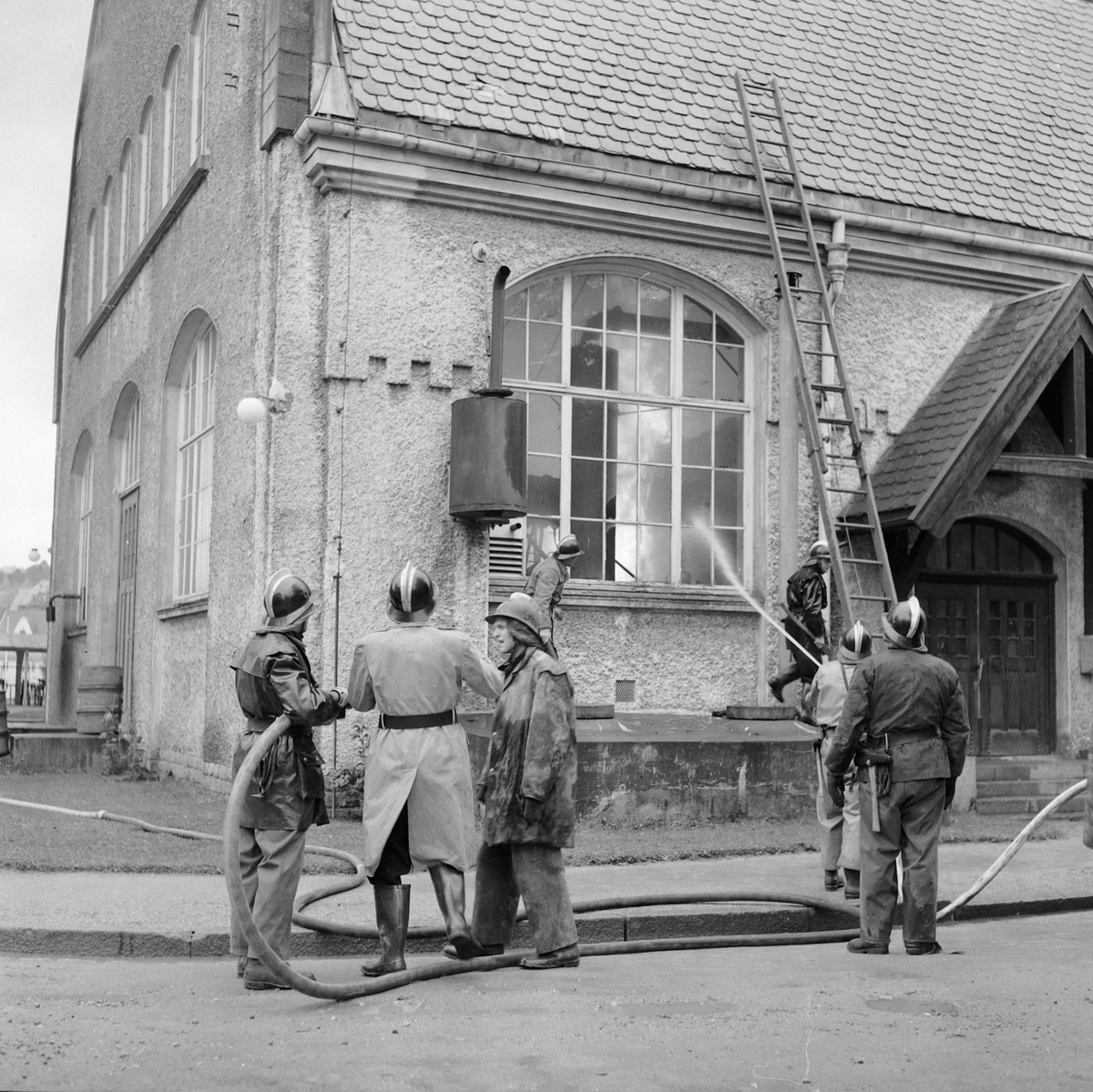 Storbrann i varmekraftlaboratoriet til NTH
