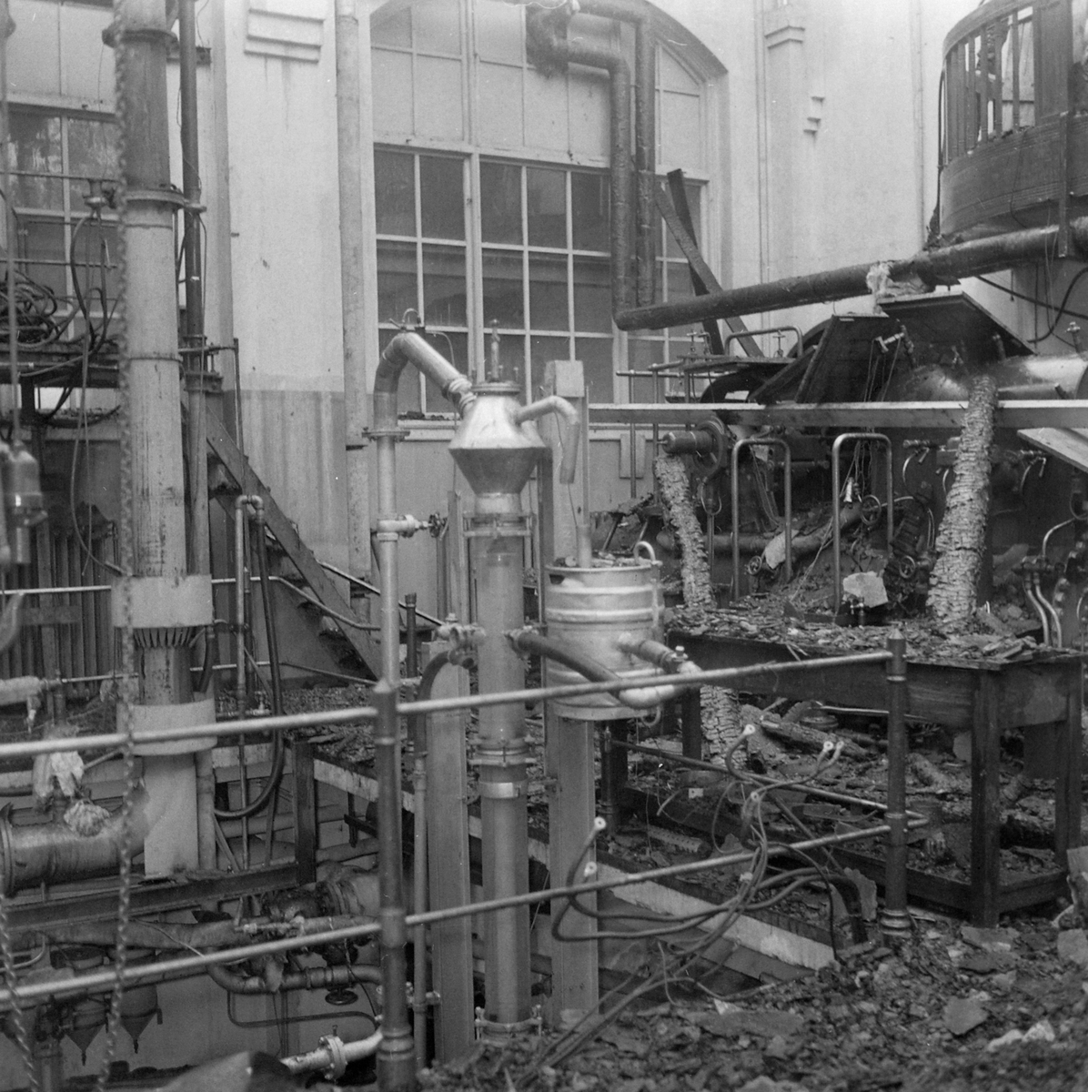 Skader etter storbrannen i varmekraftlaboratoriet til NTH