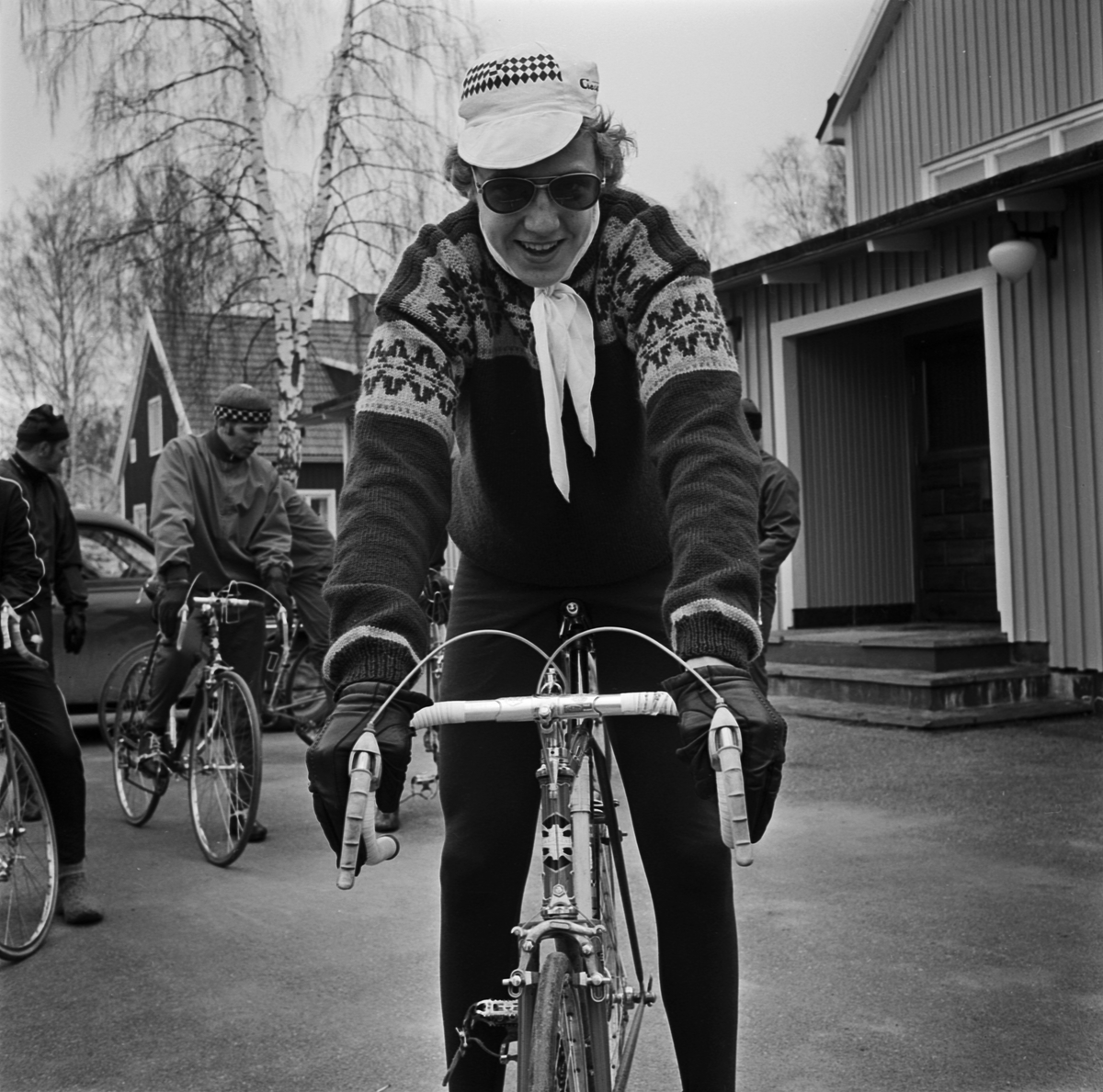 Cykelupptakt i Söderfors, Uppland 1970