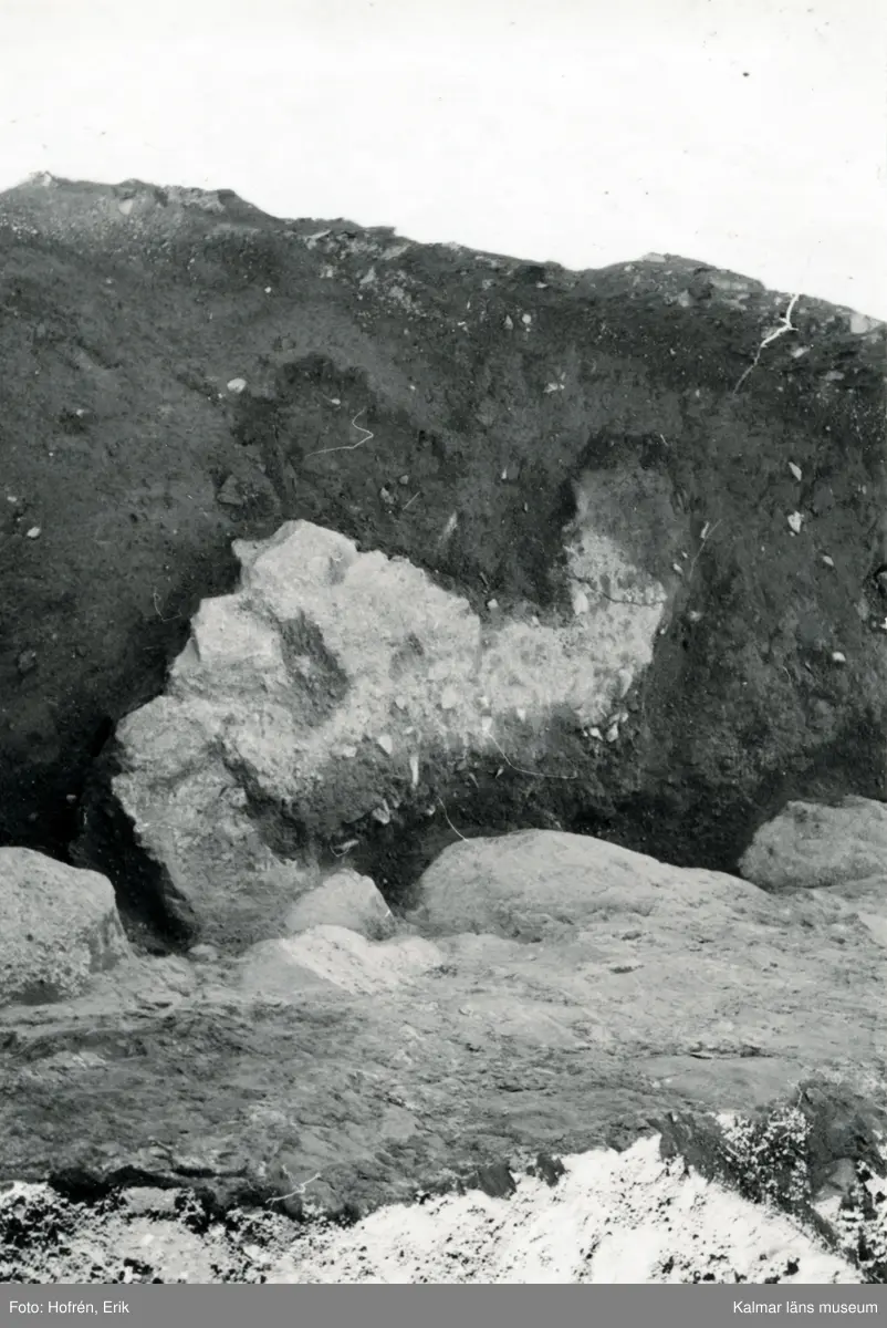 Stadsmuren friläggs.