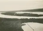 Flygbild av Karesuando kyrkby, 9 juli 1926.
Tagen från finska sidan.

Tillhörande bildrapport från Gränsspanaravdelningen till chefen för flygspanarskolan.