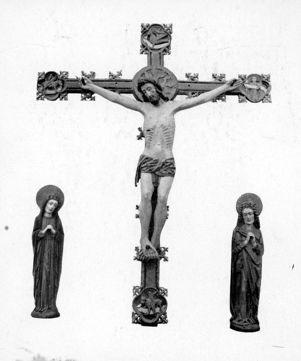 Rävinge sn, Rävinge kyrka. Kalvariegruppen från 1500-talets början, är en fin exponent för den känslomässiga inriktningen hos gotikens saknade skulptur.