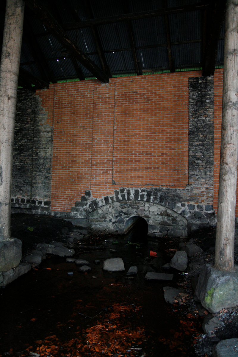 Kolhus, Gimo bruk, Uppland 2011