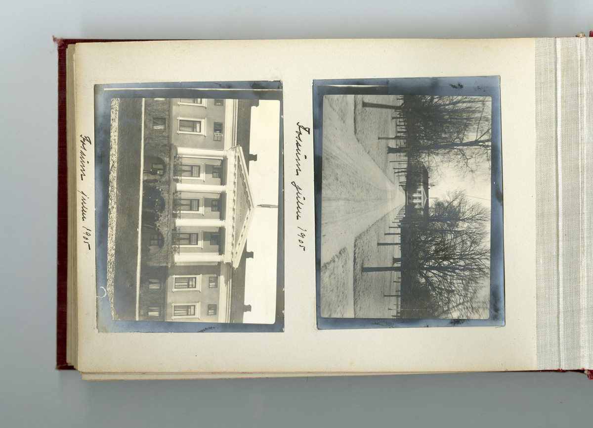Fotoalbum tilhørende familien Aall på Ulefos hovedgård (Ulefos, Telemark). 

Fotoalbum med bilder av familieliv, reiser, Ulefos hovedgård, familien Aall, hjem, utland,  vinter, jul, vennskap, skøyter, dans, m.m.