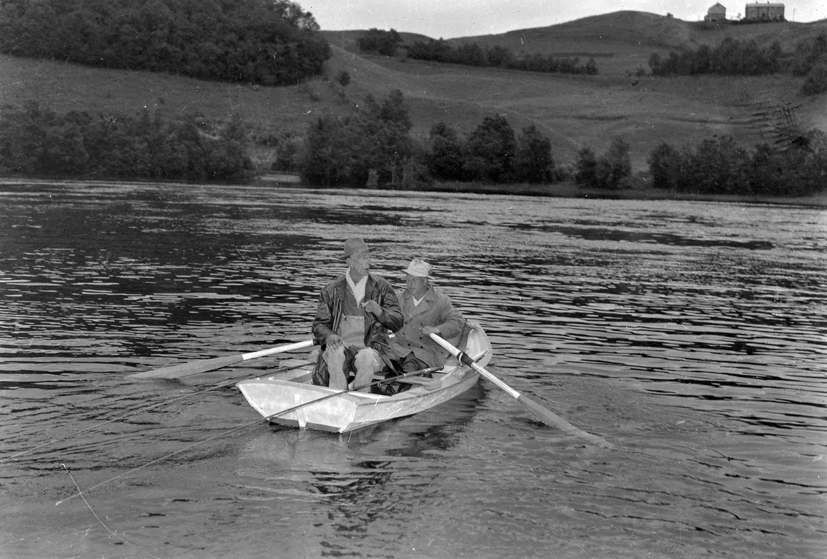 Prins Wilhelm på laksefiske i Norge