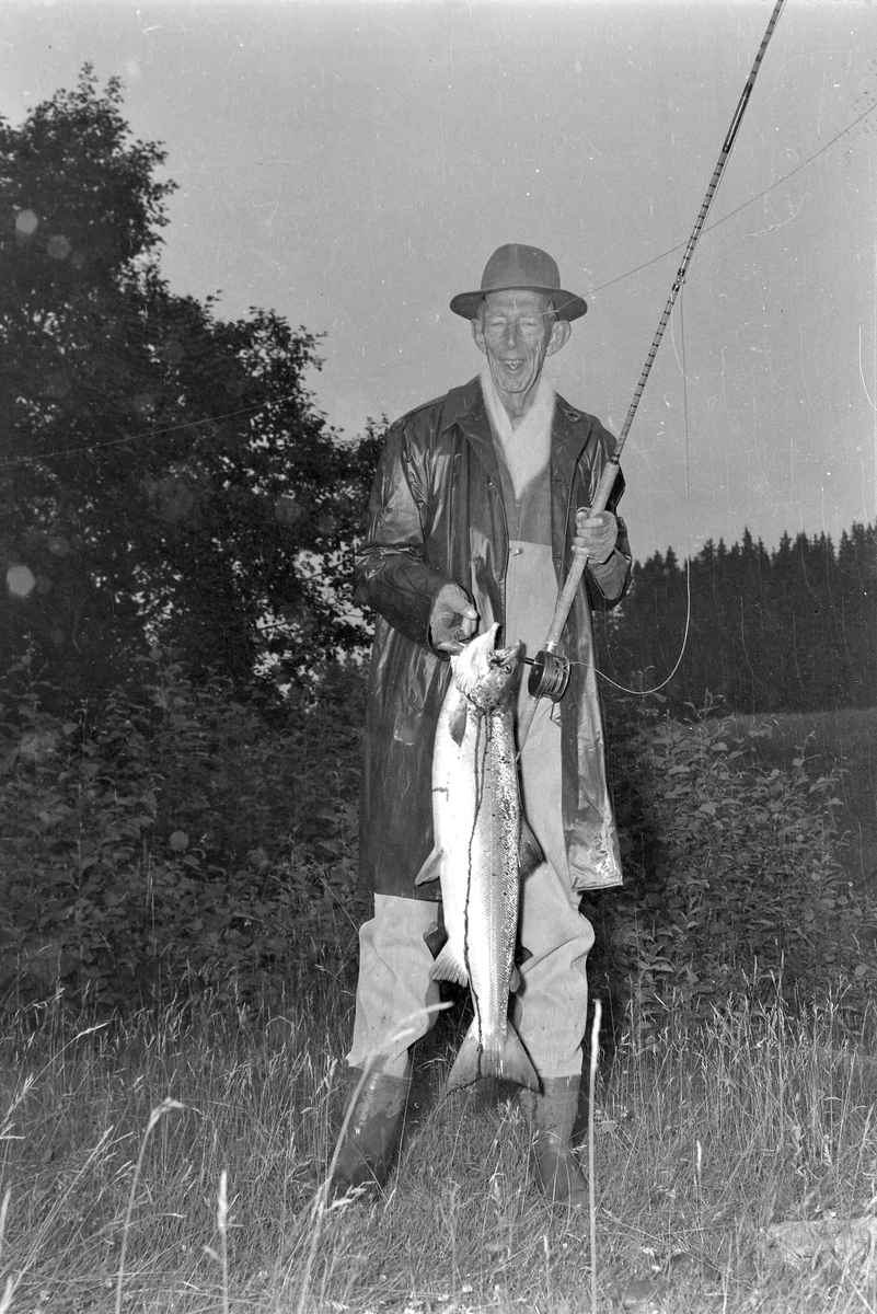 Prins Wilhelm på laksefiske i Norge