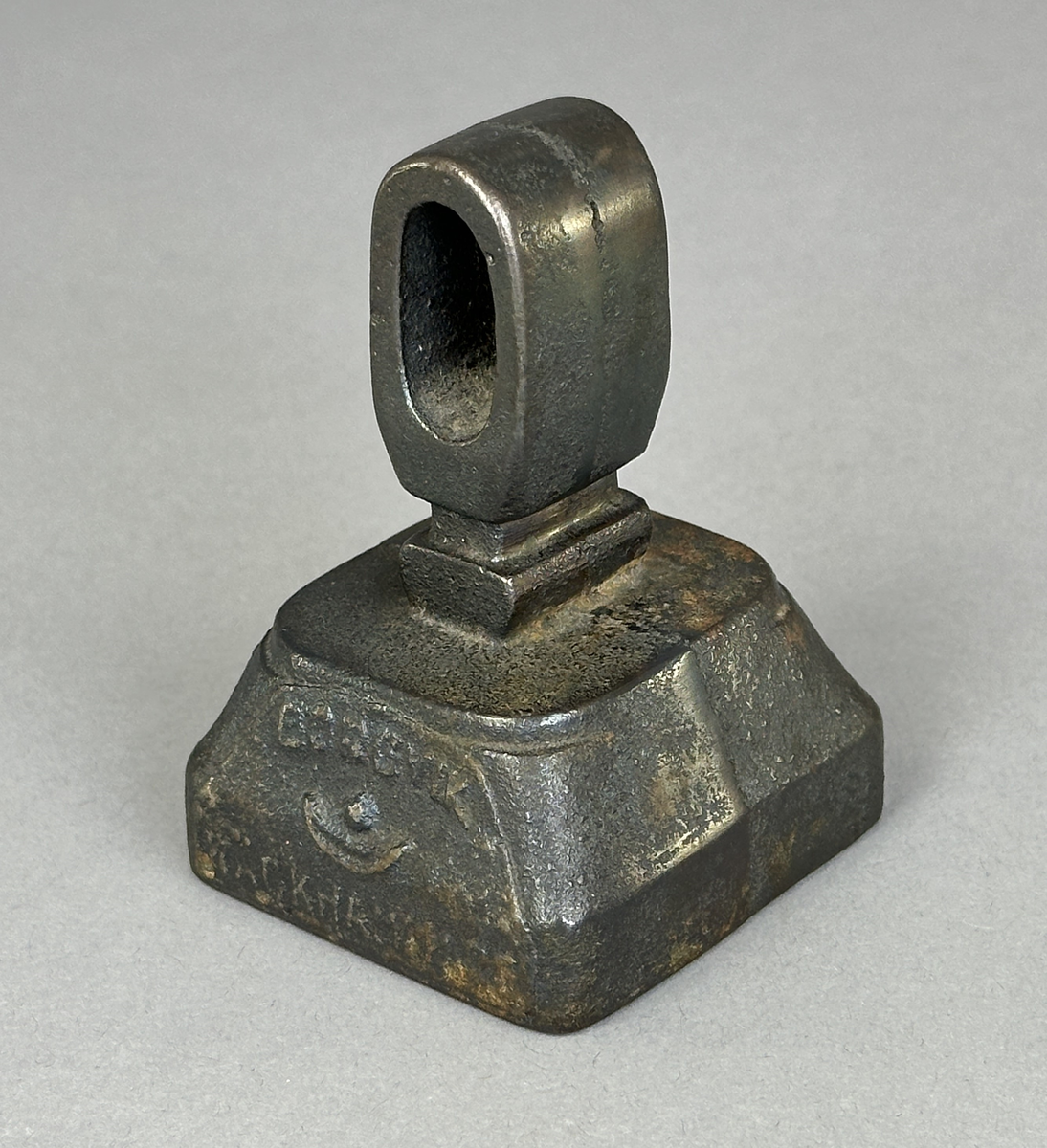 Tyngd från Borgvik Bäckhammare.