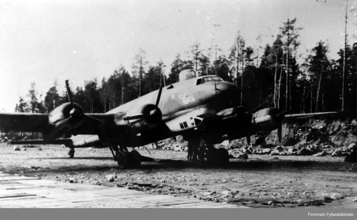 Tysk Focke-Wulf Fw 200C-8 Condor med kjennetegn F8+HT fra 9. skvadron ...