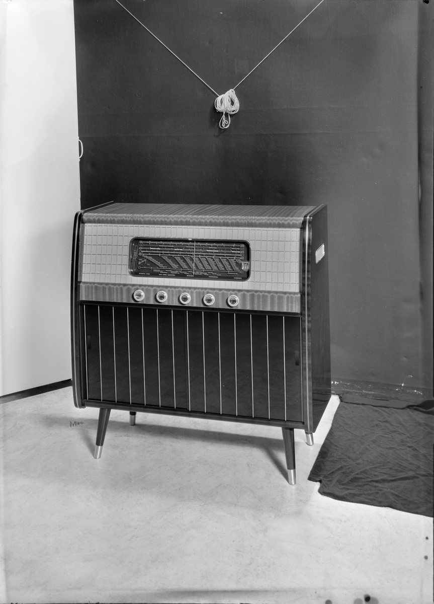 Radio fra Edda Radiofabrikk