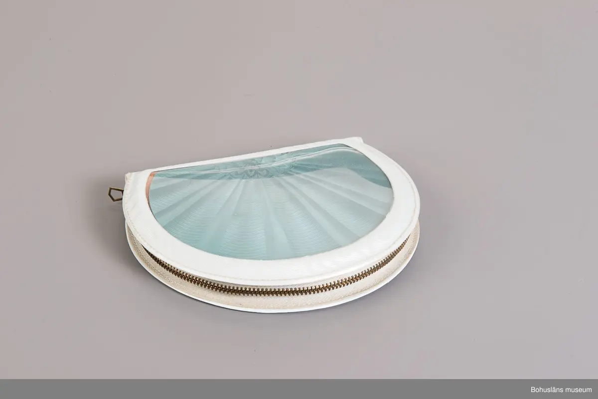 Etui